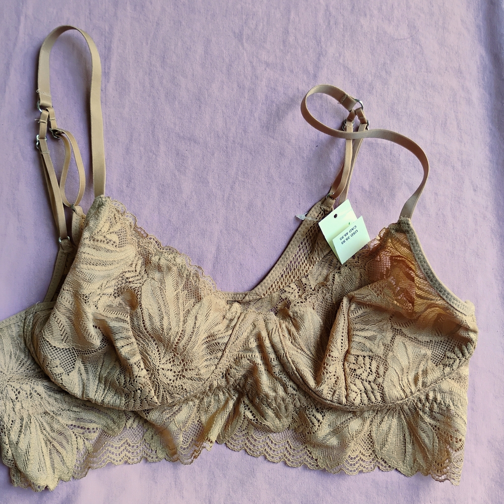 Elegant Lace Bralette in Tan